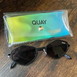 Quay Australia Fashion Statement Black Sunglasses